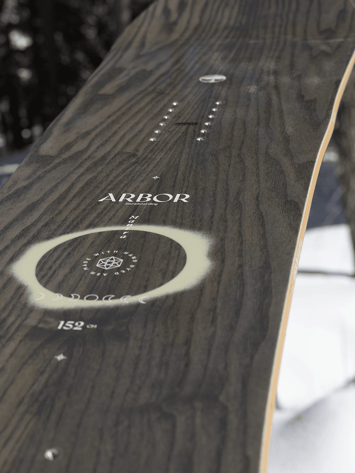 Mantra Snowboard 2026 - Suburban Ski and Bike