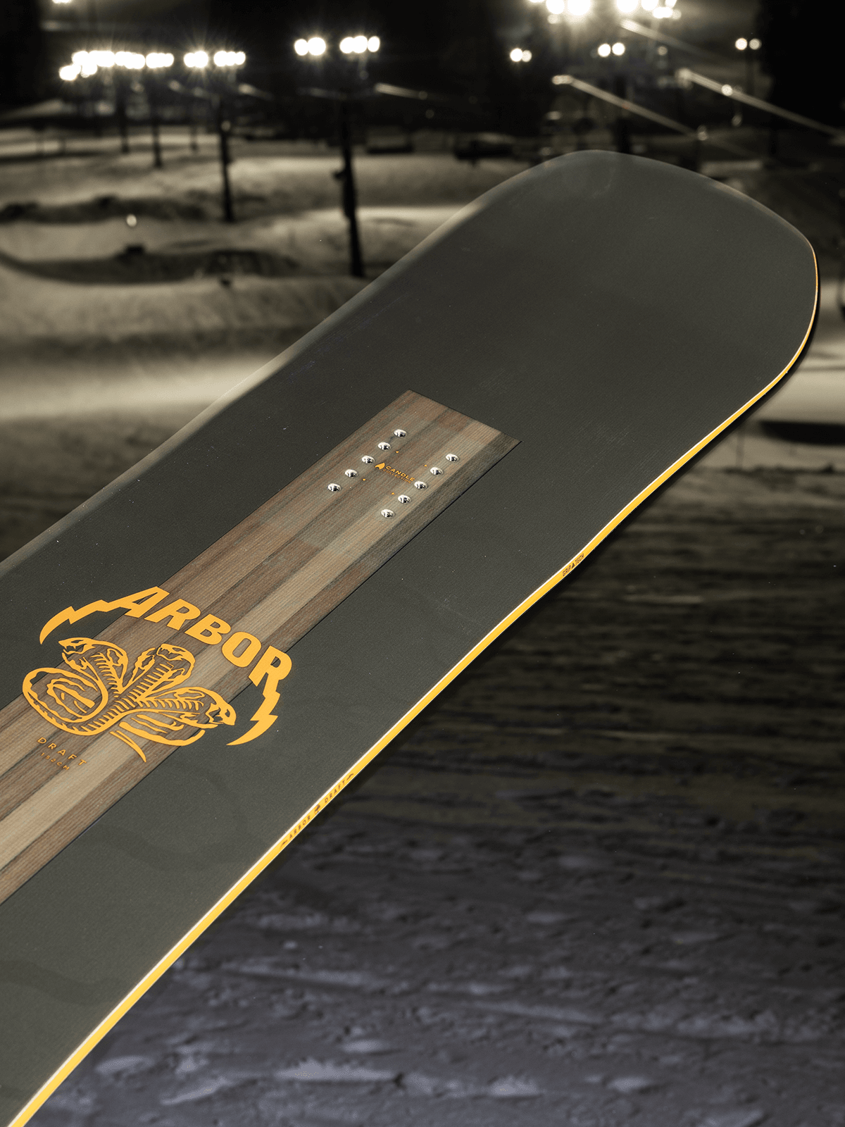 Draft Snowboard 2026 - Suburban Ski and Bike