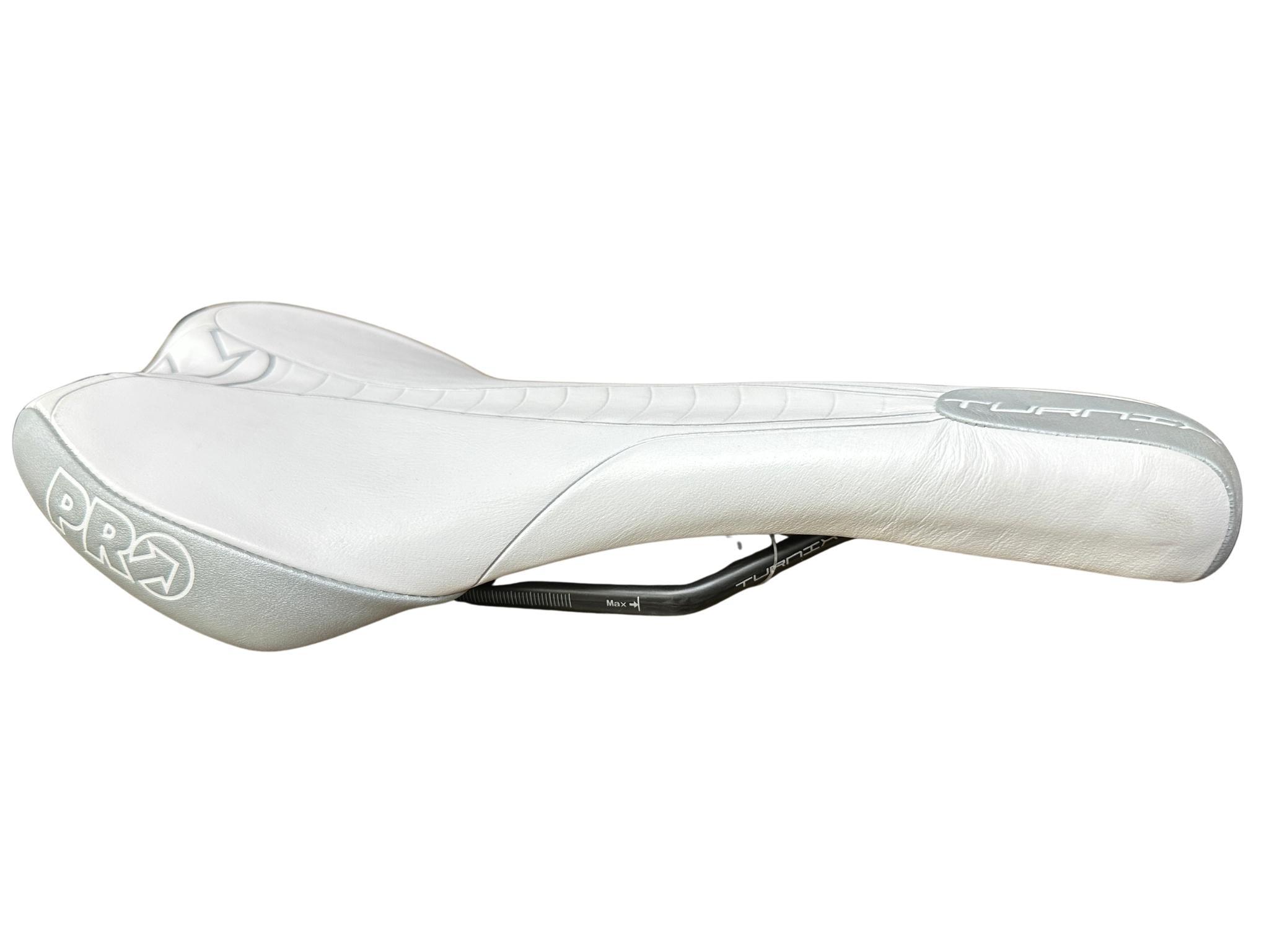 Turnix Carbon Saddle