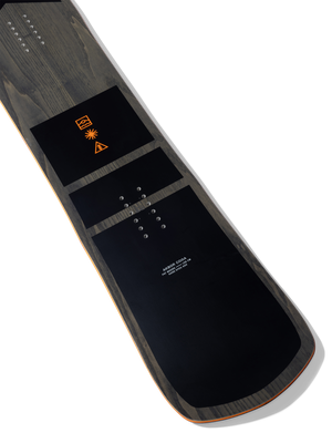 Coda Snowboard 2026 + District Binding
