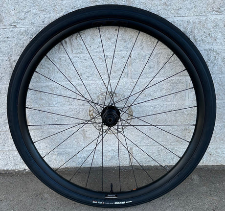 SX2 Gravel Wheelset - 700c Thru-Axle, 10-Speed HG
