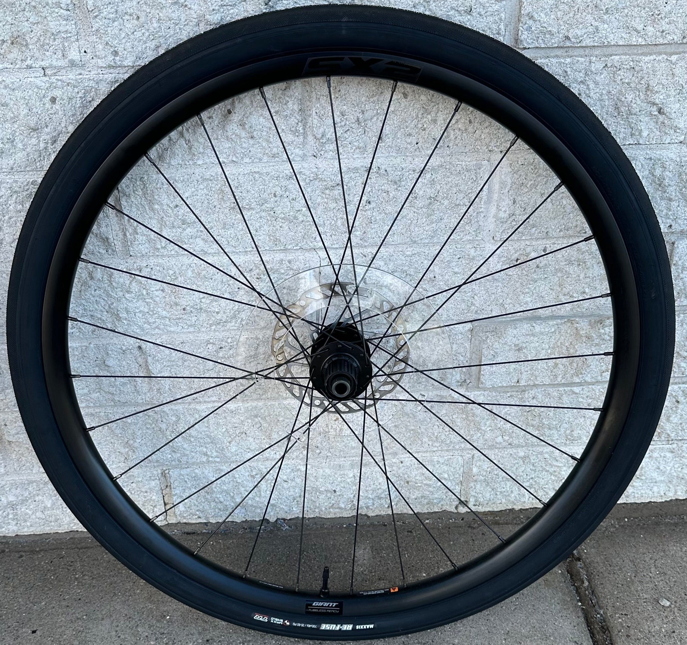 SX2 Gravel Wheelset - 700c Thru-Axle, 10-Speed HG