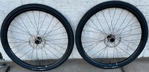 SX2 Gravel Wheelset - 700c Thru-Axle, 10-Speed HG