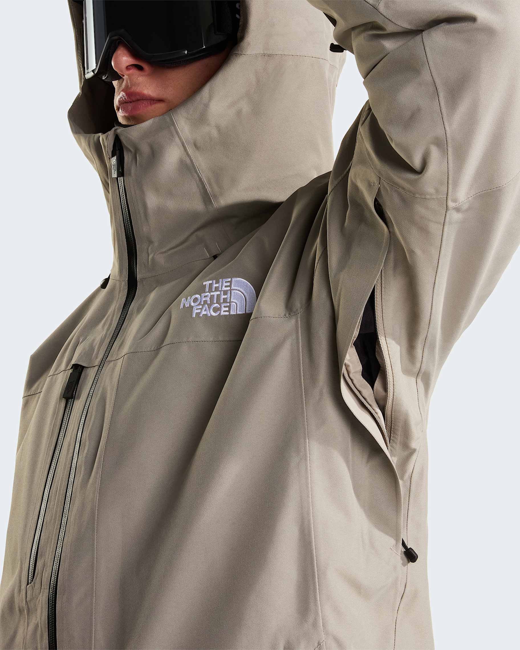 The North Face Men's GTX Dawnstrike Insulated Ski & Snowboard Jacket
