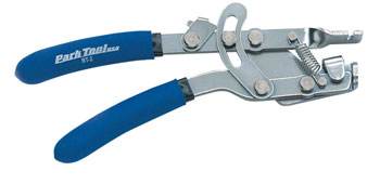 BT-2 Cable Stretcher - Suburban Ski and Bike