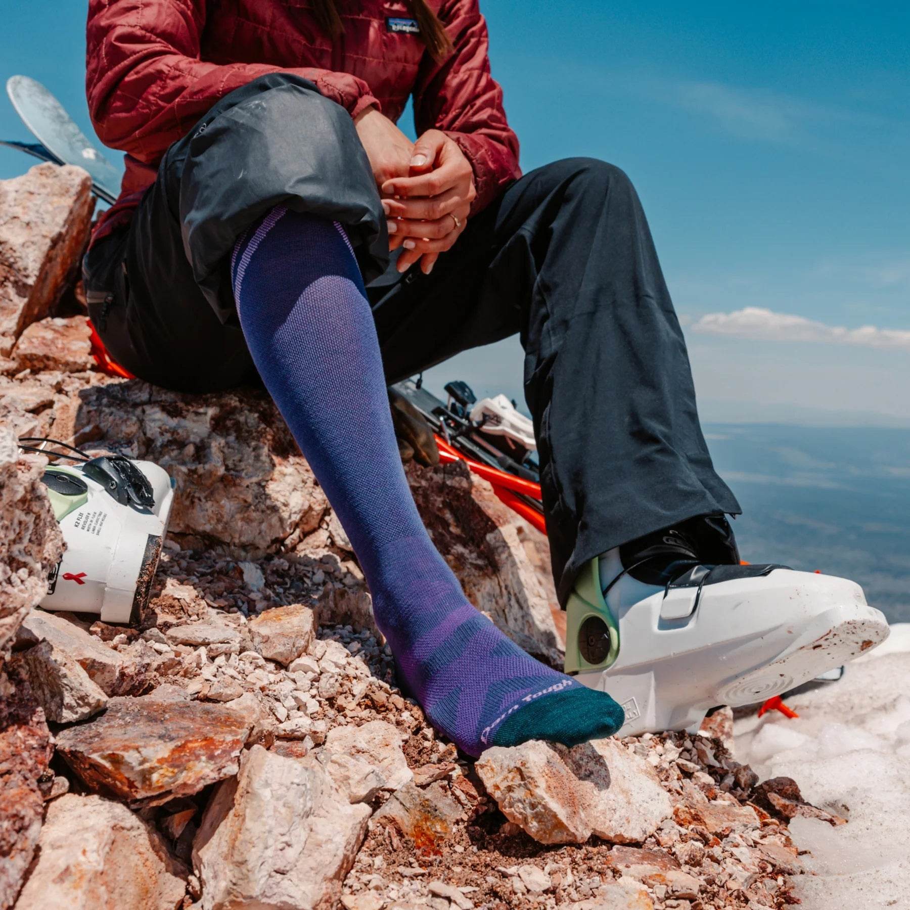 Women's Peaks RFL Over-the-Calf Ultra-Lightweight Ski & Snowboard Sock - Suburban Ski and Bike