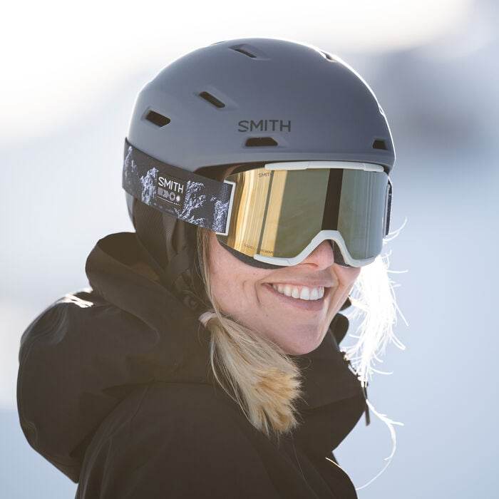 Descend MIPS Helmet - Suburban Ski and Bike