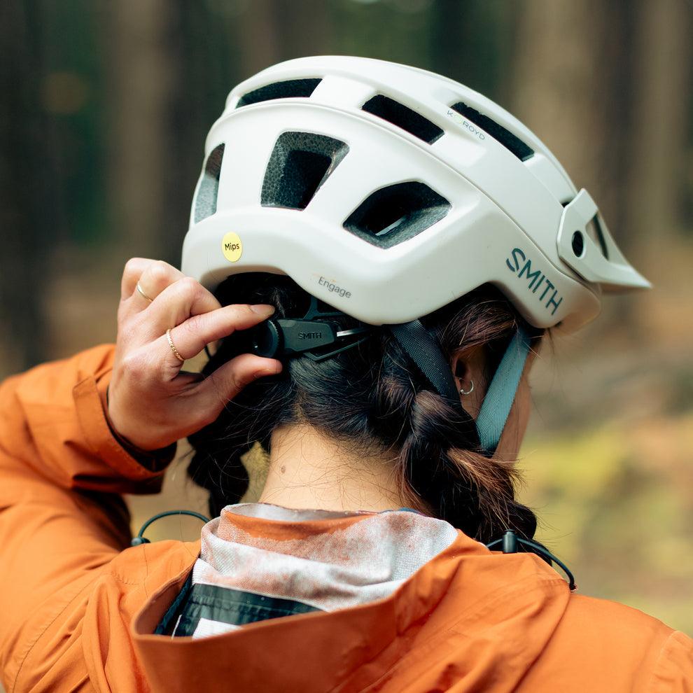 Engage MIPS Trail Helmet