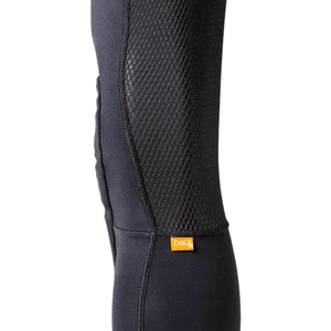 Enduro D30 Knee Guard - Suburban Ski and Bike