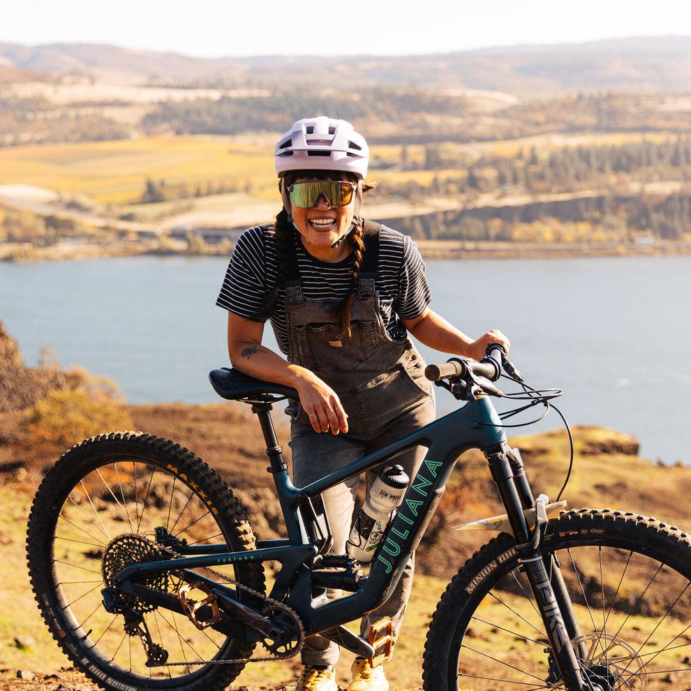 Pilot MIPS Trail Helmet
