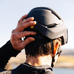 Pilot MIPS Trail Helmet