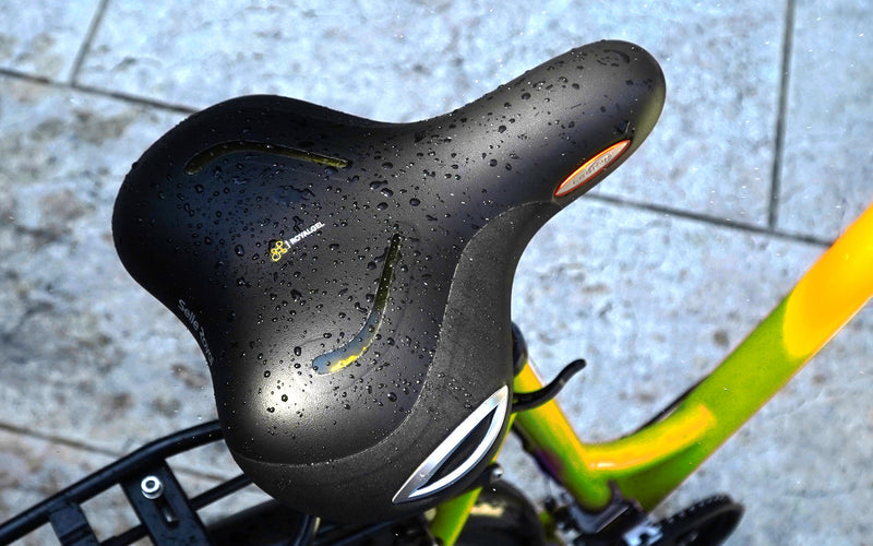 Lookin Relaxed Unisex Saddle